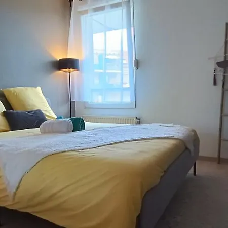 Stylish 1-bedroom Flat With Beautiful Terrace , For A Cosy Retreat Апартаменты